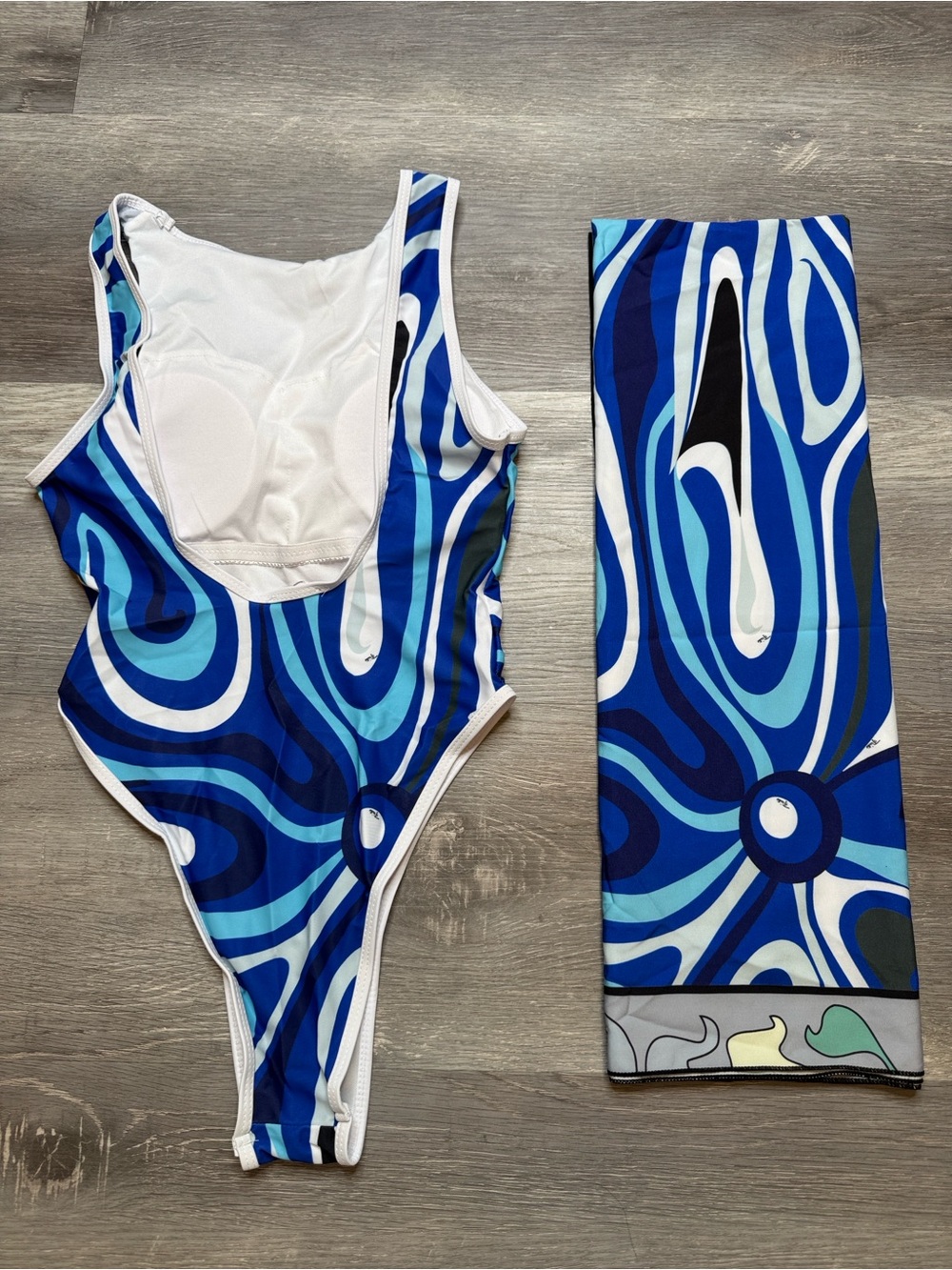 Emilio Pucci Blue Abstract One-Piece Swimsuit with Matching Leg Panel - Picture 2 of 3